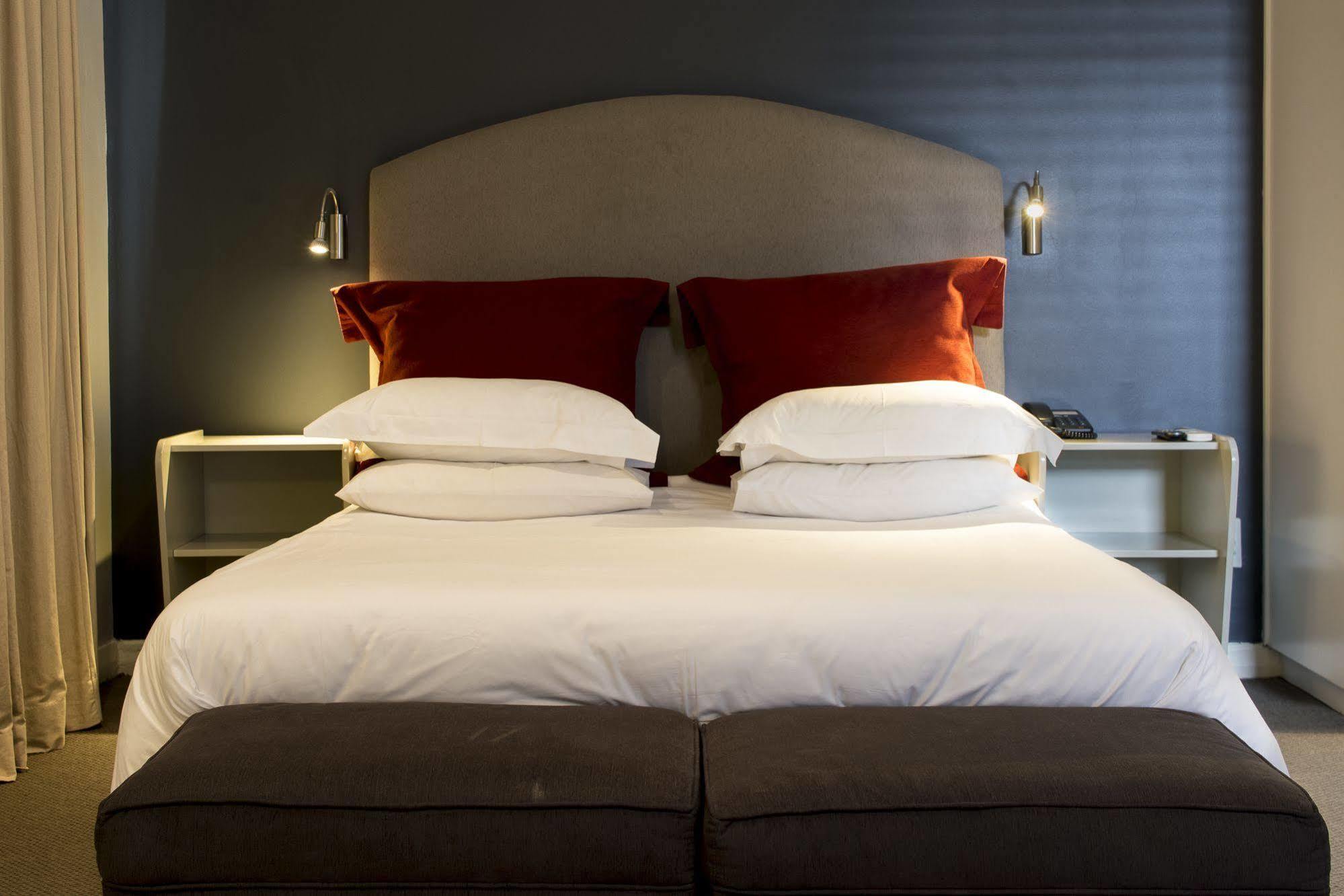 เฮด เซาท์ ลอดจ์ Hotel เคปทาวน์ ภายนอก รูปภาพ